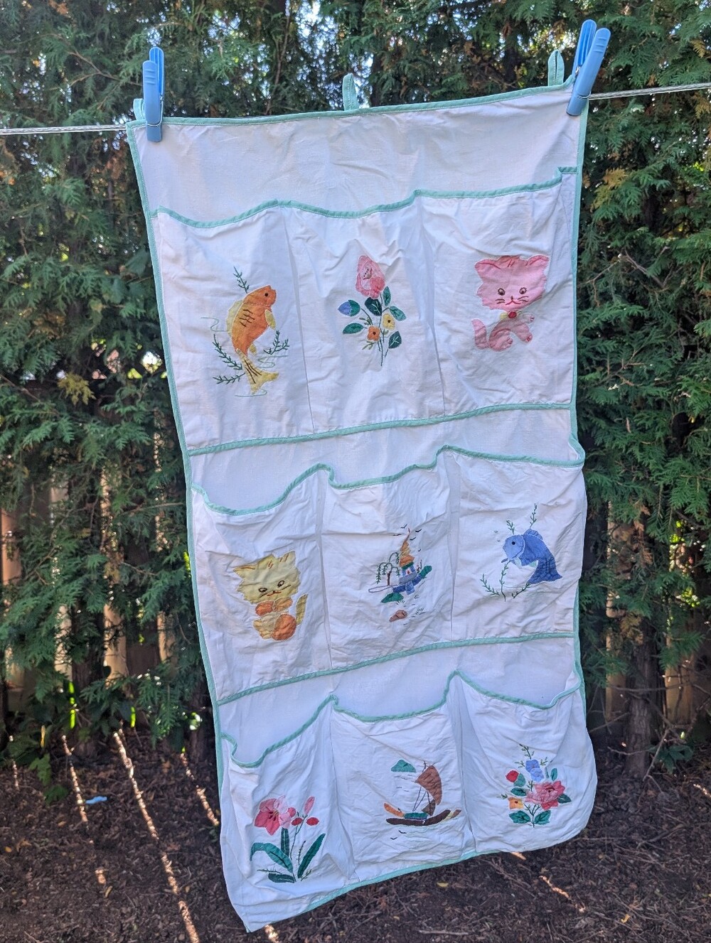 Vintage Handmade Bathroom Bedroom Nursery Wall Hanging Pocket Organizer Kitsch